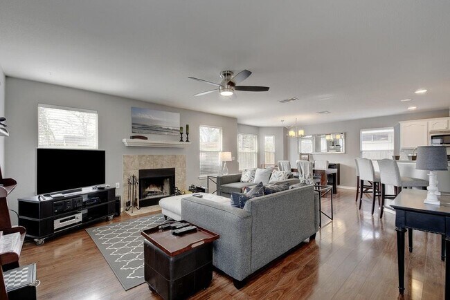 Building Photo - 5500 Steven Creek Way