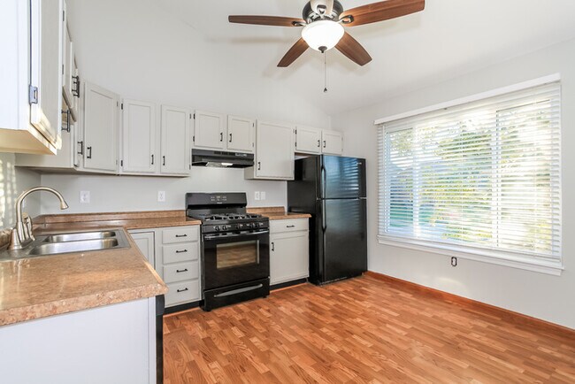 Foto del edificio - 2664 Ridgecrest Ln