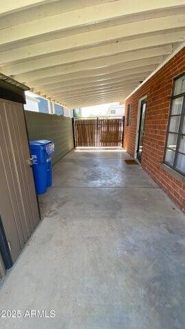 Building Photo - 1136 E Almeria Rd