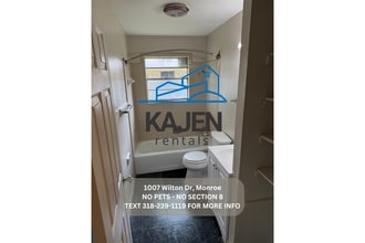 Building Photo - 1007 Wilton Dr