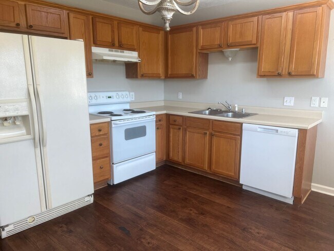 Foto del edificio - 3 Bed 2 Bath Home