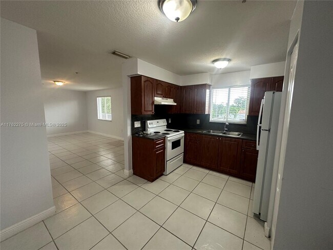 Foto del edificio - 1453 SW 3rd St