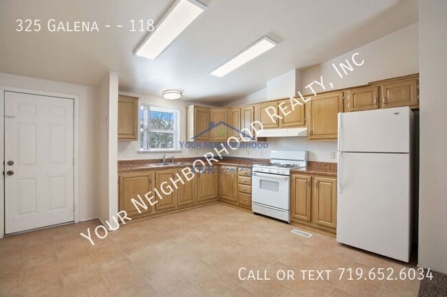 Building Photo - 325 Galena Ave