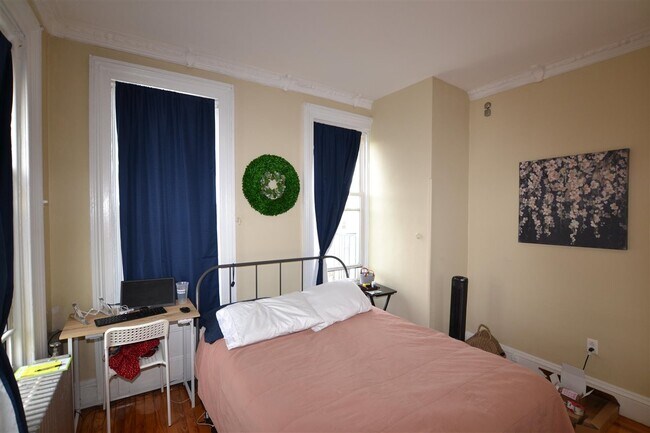 Foto del edificio - 167 8th St