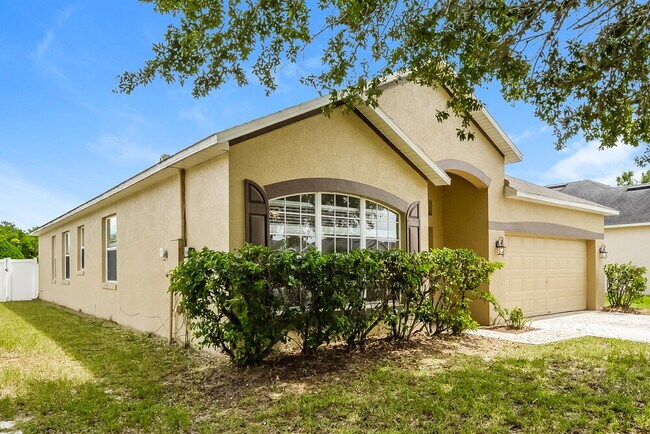 Foto del edificio - 2725 Eagle Glen Cir