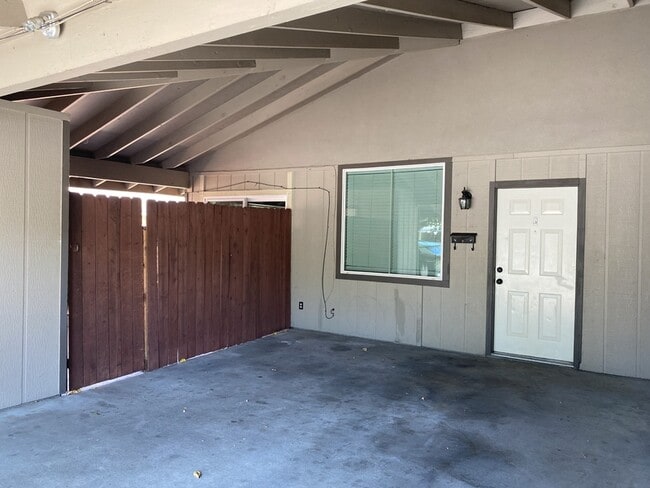 Foto del edificio - 3020 Olive Glen Ct