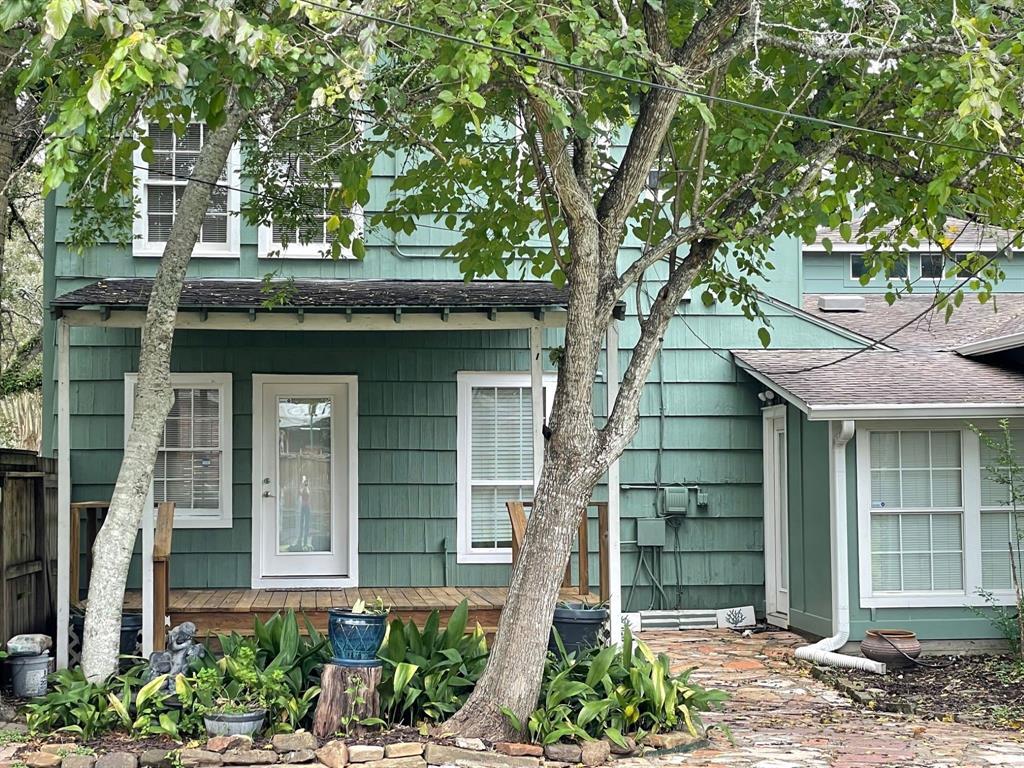 Primary Photo - 114 Colorado Ave