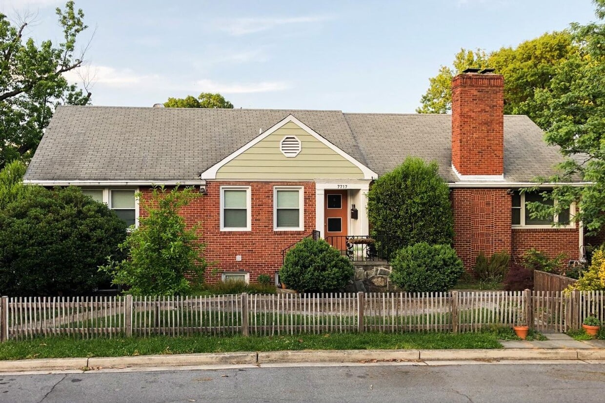 Photo - 7717 Carroll Ave