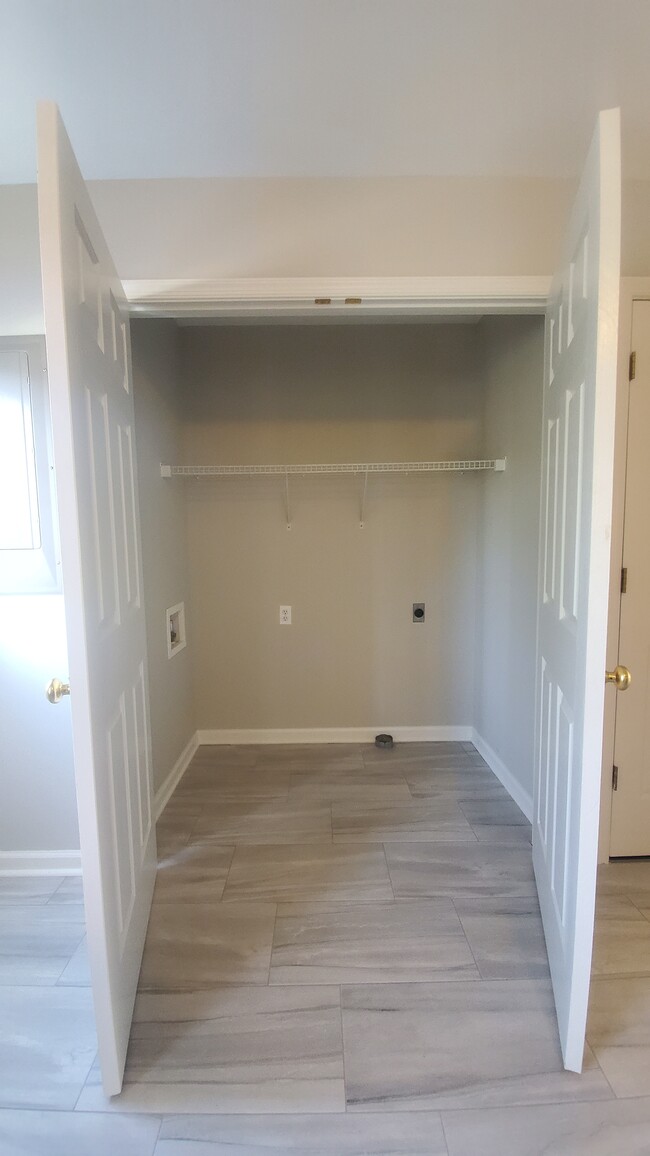 Building Photo - Hudson Property Group, LLC (1300)
