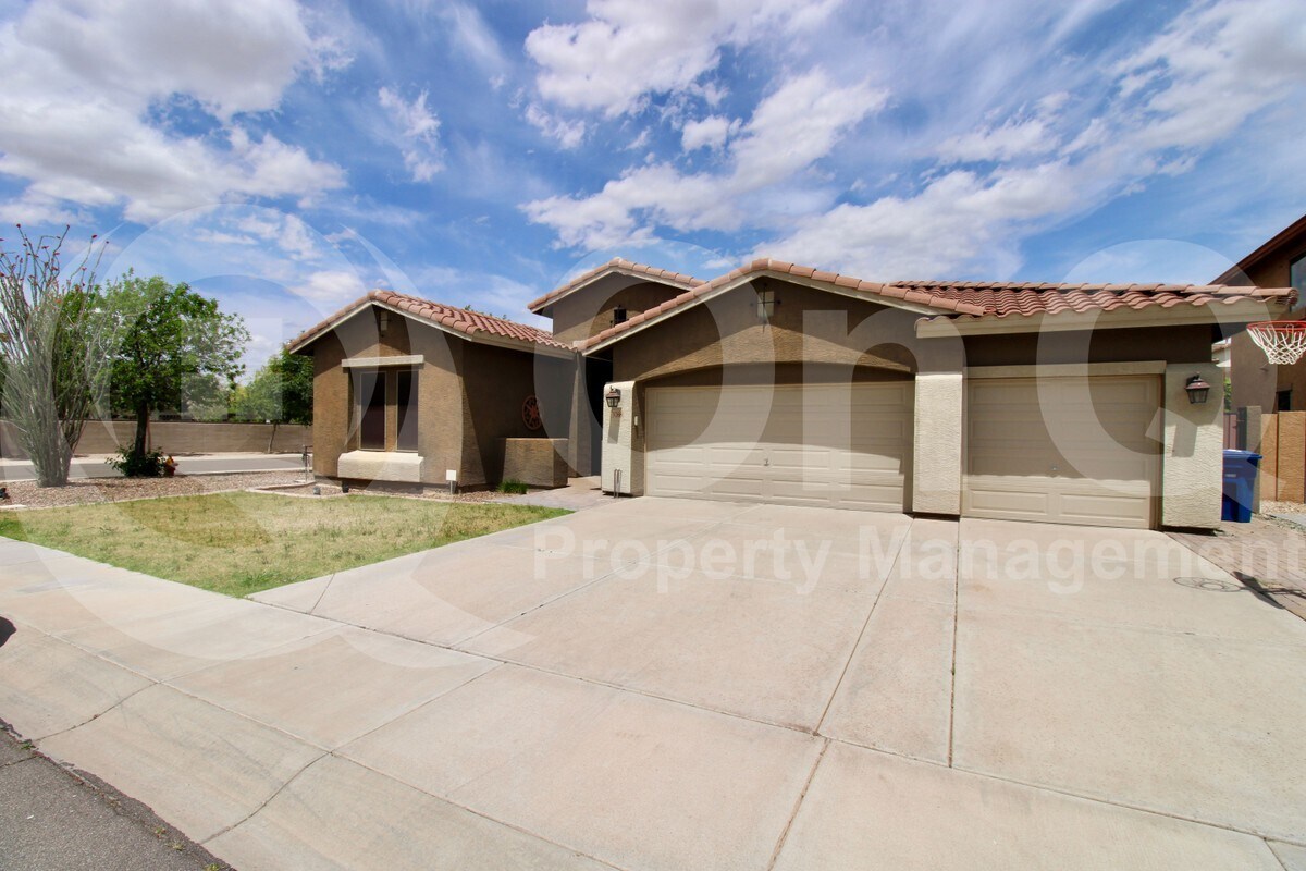 Foto principal - 3768 E Gemini Pl