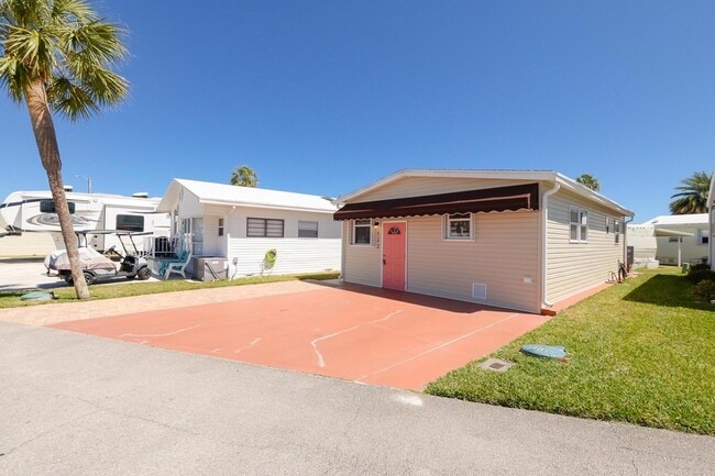 Building Photo - 122 Nettles Blvd
