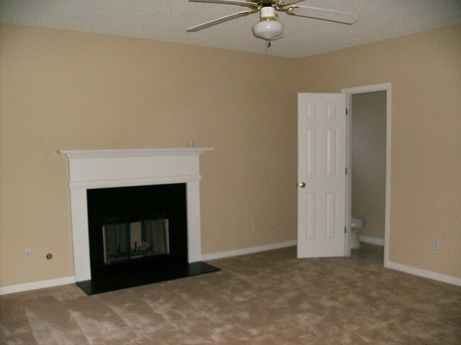 Building Photo - 270 Capeton Ct