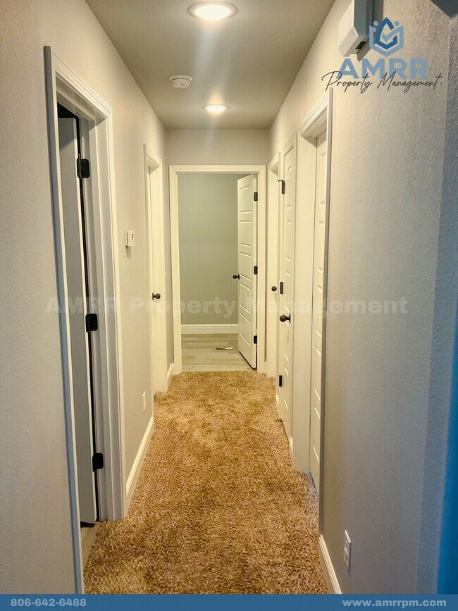 Building Photo - Elegant 4-Bedroom House – Room for Everyone!