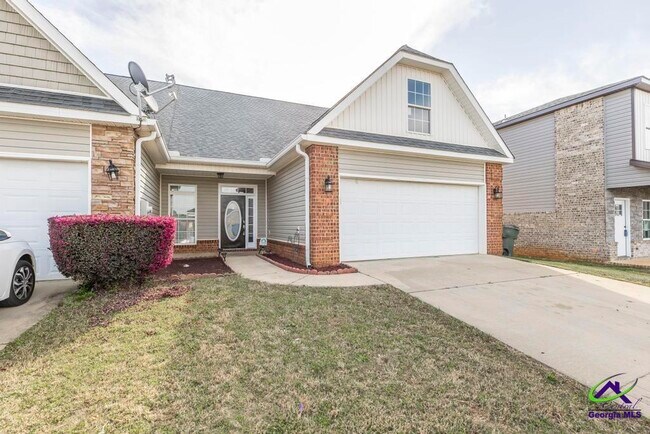 Foto del edificio - 206 Beau Claire Cir