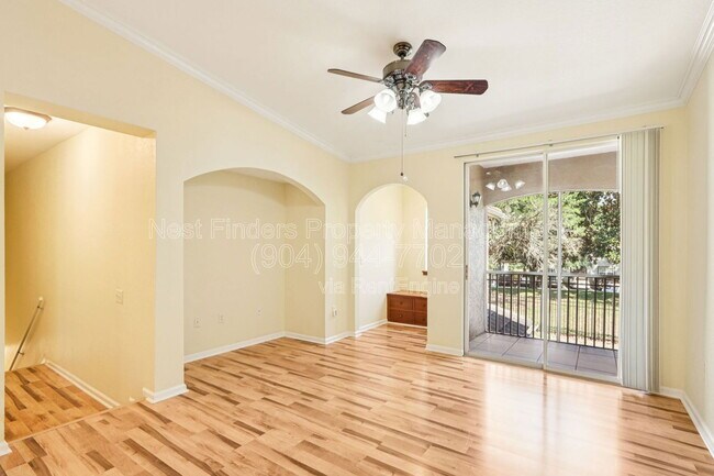 Building Photo - 10075 Gate Pkwy N