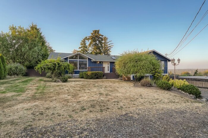 Foto principal - 6105 4th Street Court Northeast, Tacoma, W...