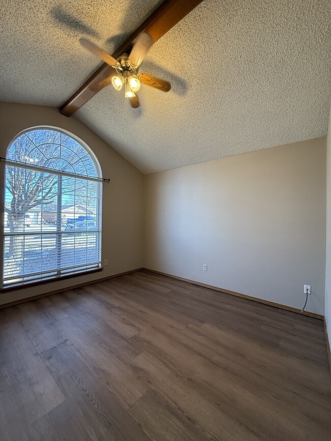 Building Photo - 2207 93rd St