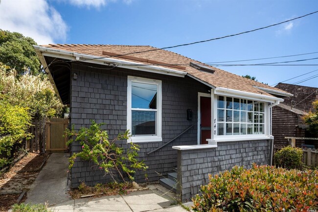 Building Photo - 748 Golden Gate Ave