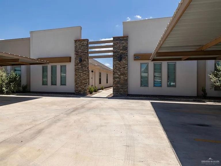 Foto principal - 2808 Sabercat Ave