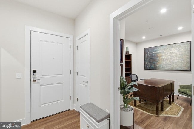 Building Photo - 100 St Ives Pl