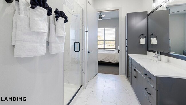 Building Photo - 1345 E 15th St