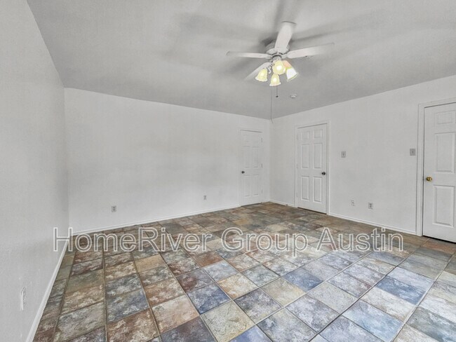Foto del edificio - 1269 Hilltop Dr