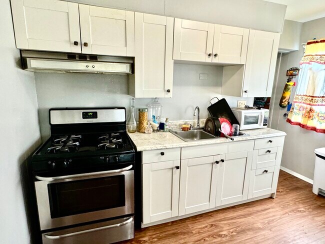 Totally Updated Kitchen! - 6422 W Verona Ct