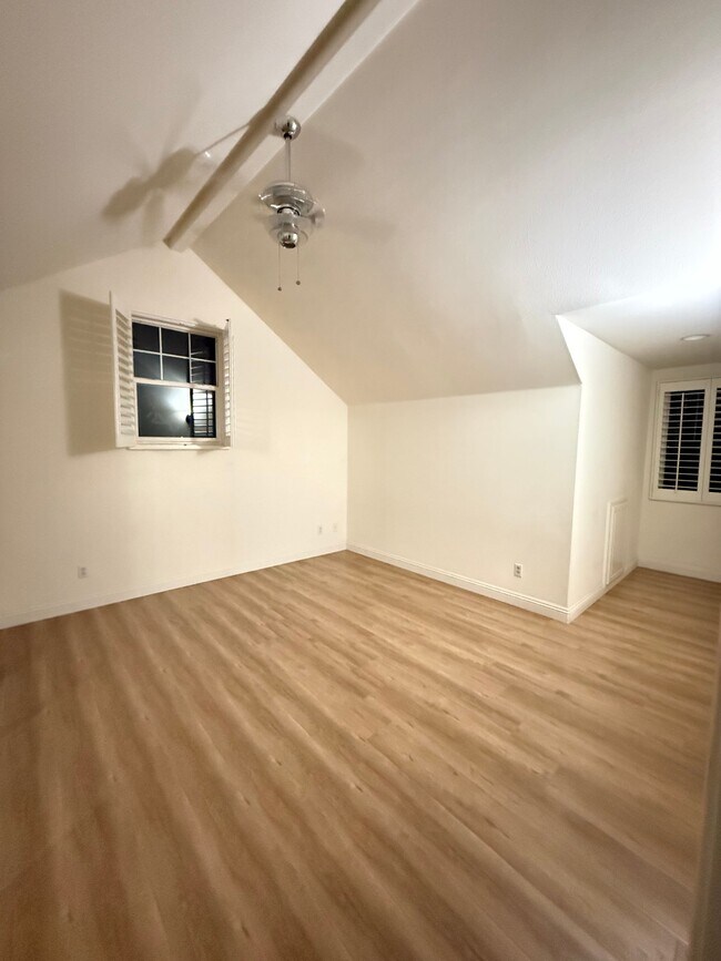 Foto del edificio - 4790 Preston St