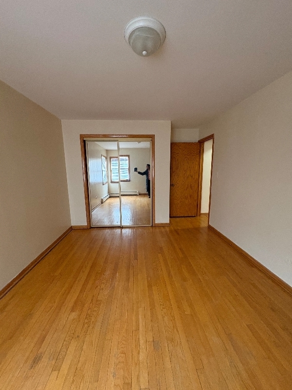 Building Photo - 8622 W Berwyn Ave