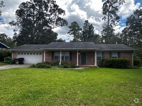 Building Photo - 1917 Rhonda Dr