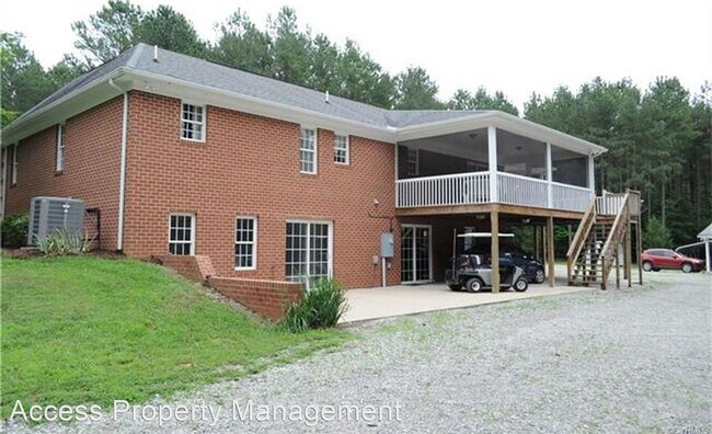 Foto del edificio - 4 br, 3 bath House - 4425 Cottage Road