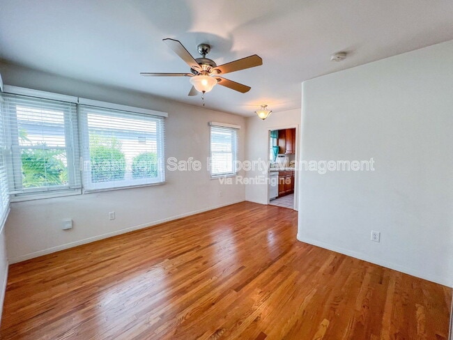 Building Photo - 522 Pepper Dr