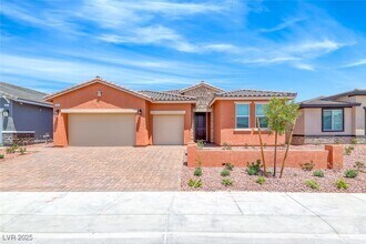 Building Photo - 510 Copper Falcon Ave