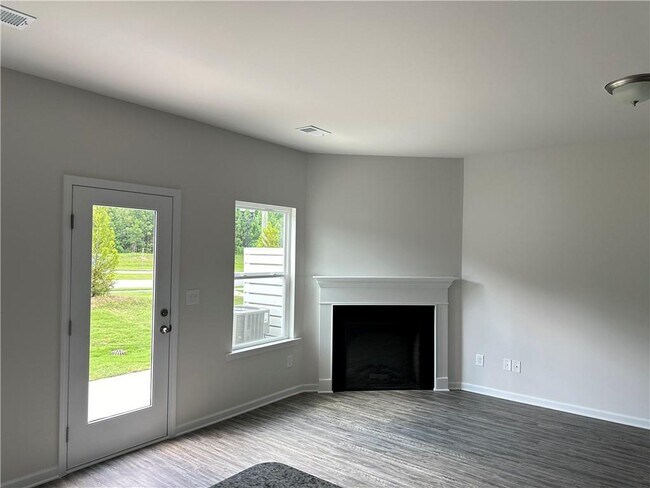 Foto del edificio - 1138 Chastain Dr
