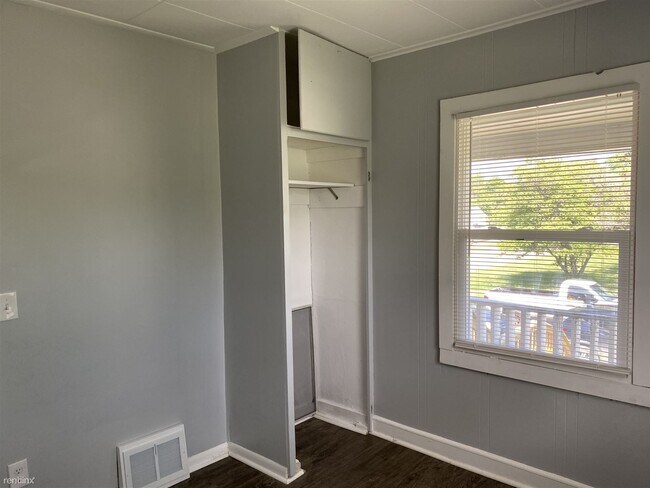 Foto del edificio - 3 br, 1 bath House - 1602 Knight Ave