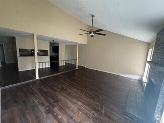 Building Photo - 19226 Plantain Dr
