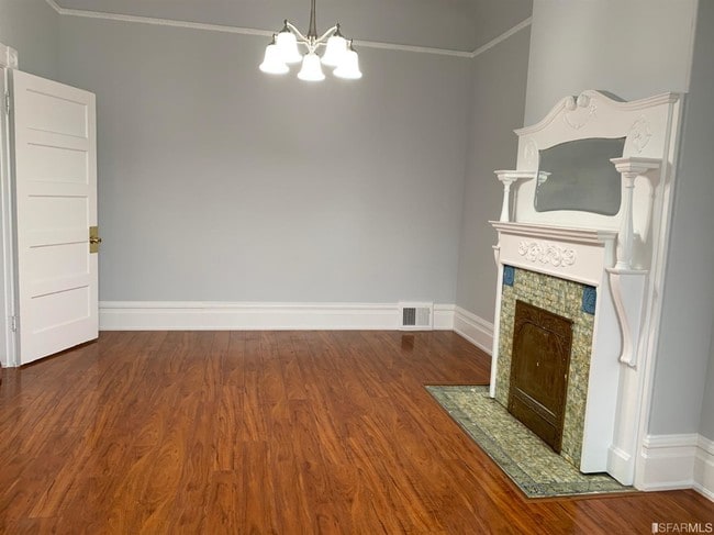 Building Photo - 1575 Innes Ave
