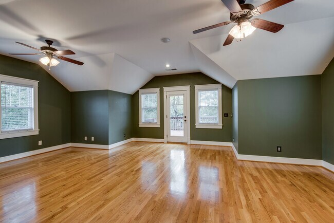 Foto del edificio - 506 Russell Street