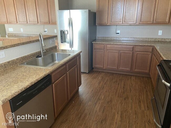 Building Photo - 4 br, 2 bath House - 690 New Bridge Drive ...