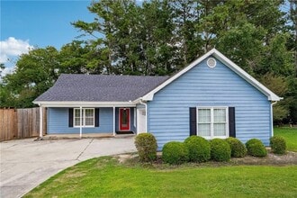 Building Photo - 1425 Shamrock Hill Cir
