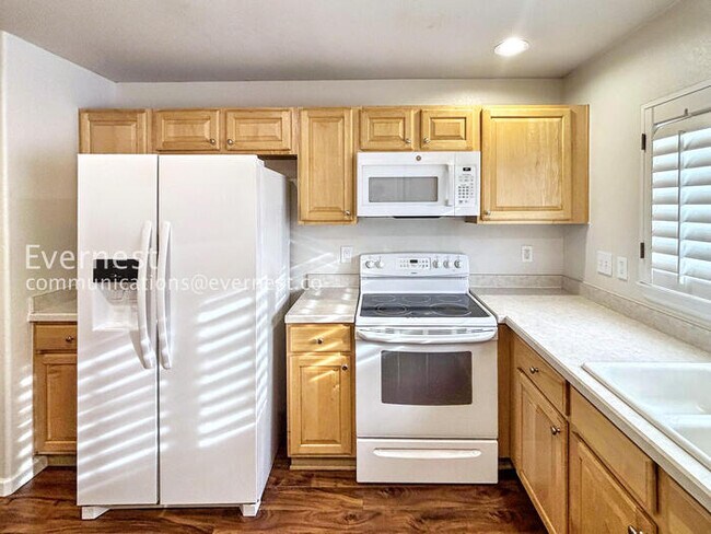 Foto del edificio - 6249 Trailhead Rd