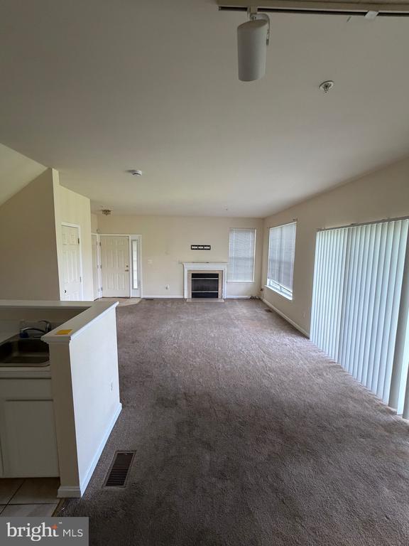 Building Photo - 14224 Hampshire Hall Ct