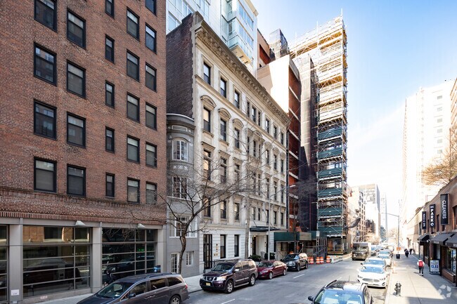 Building Photo - West 58