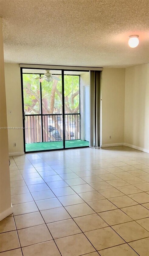 Primary Photo - 10451 W Broward Blvd