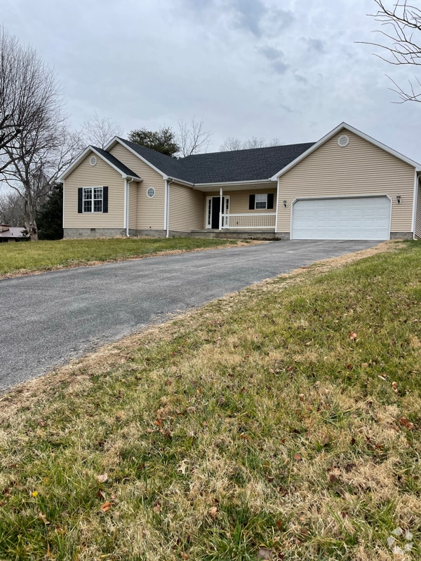 Building Photo - 9970 Alvaton Rd