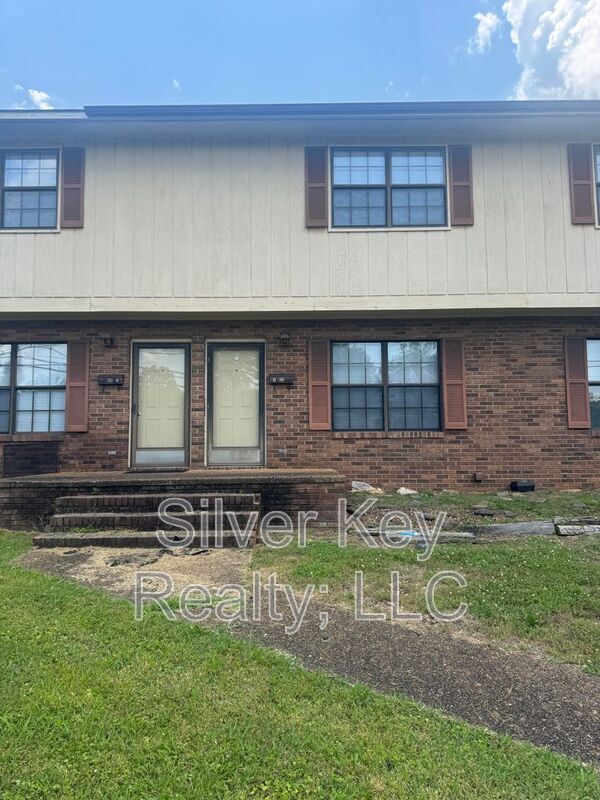 Foto del edificio - 611 Ingleside Ave