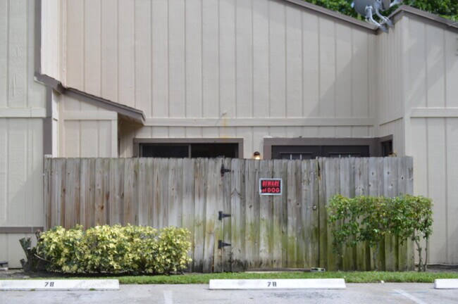 Foto del edificio - 11879 Sturbridge Ln