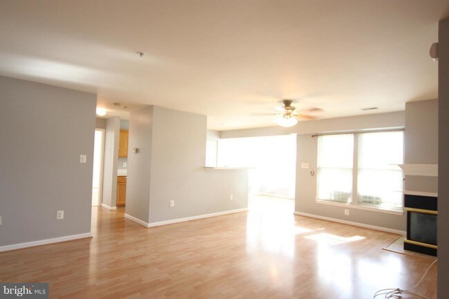 Building Photo - 7512 Snowpea Ct