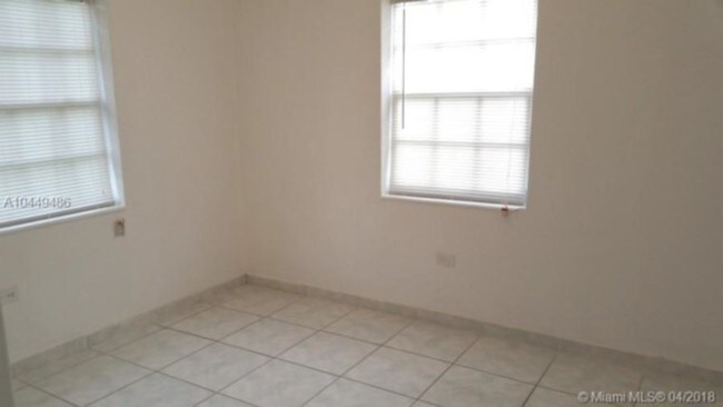 Building Photo - Overbrook Shores 3BR/2BA home...