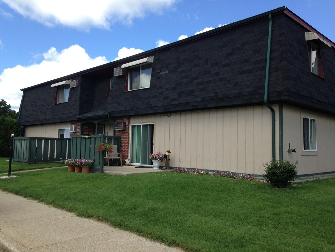 Parkside Terrace Apartments in Buchanan, MI